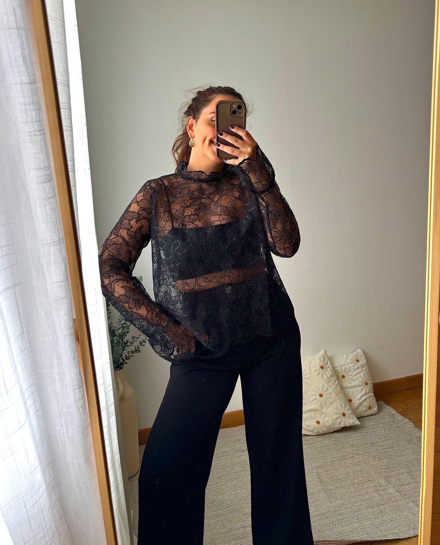 Top Ella
